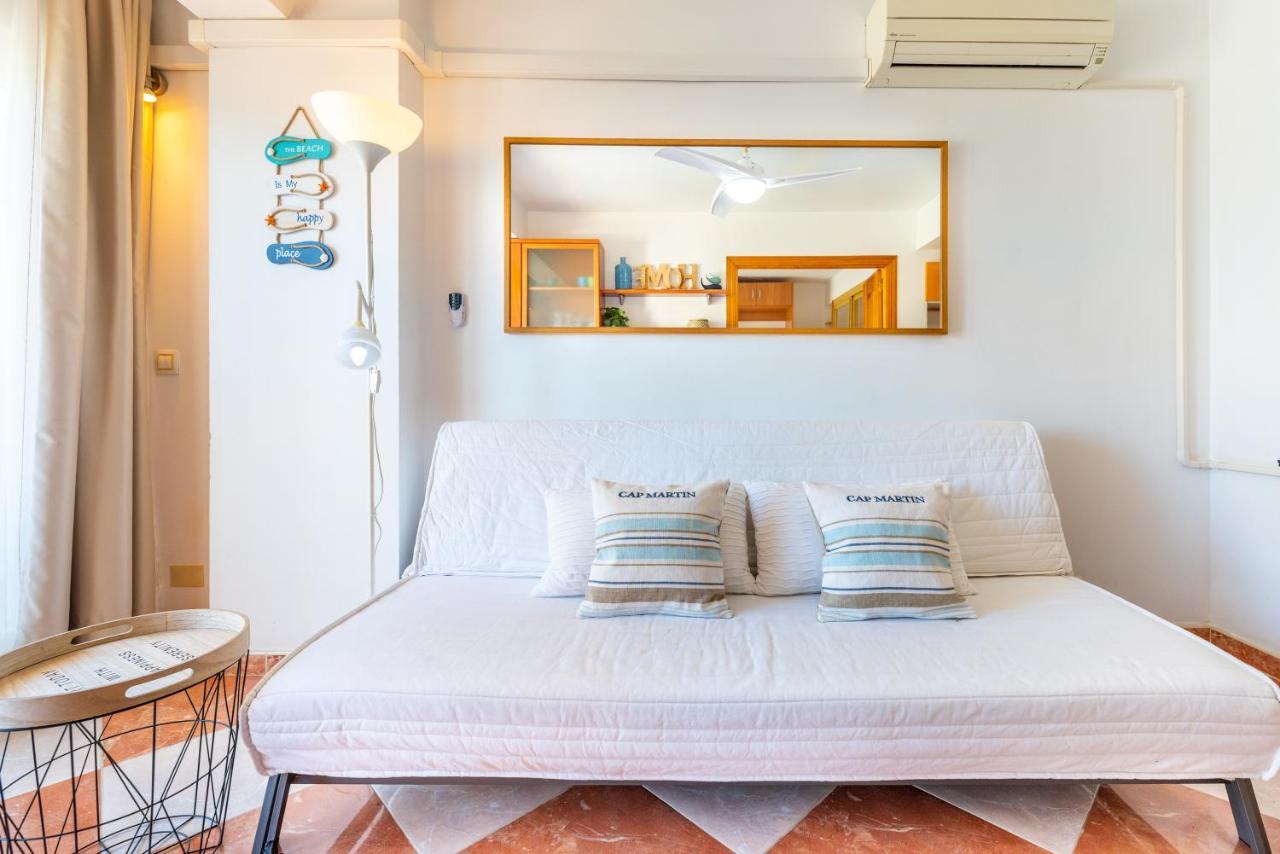 Sunny Seaside Apartment Аройо де ла Миел Екстериор снимка