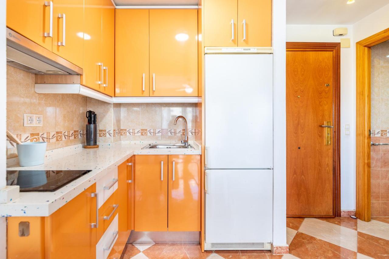Sunny Seaside Apartment Аройо де ла Миел Екстериор снимка