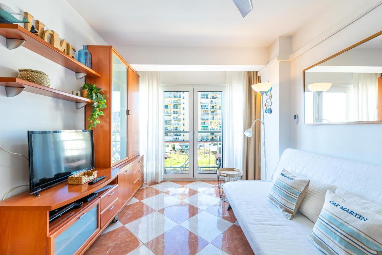 Sunny Seaside Apartment Аройо де ла Миел Екстериор снимка